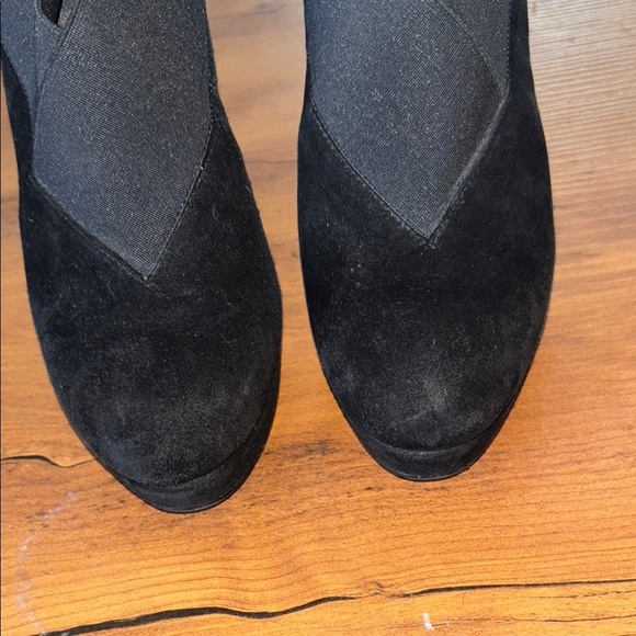 Stuart Weitzman Black Women's heeled booties - Picture 7 of 14